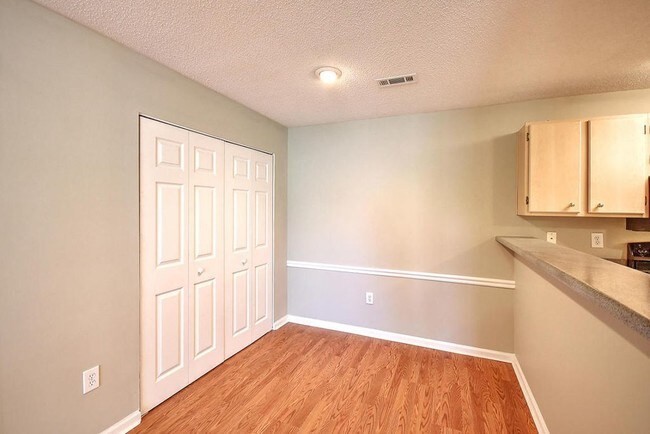 Photo - Midland Terrace