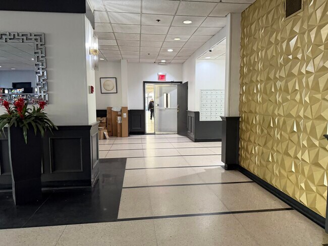 Photo - 10 Huron Ave Unit 14B