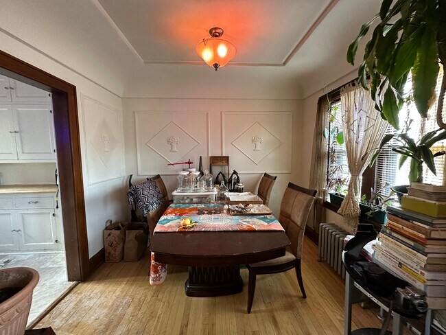 Photo - 1628 Franklin