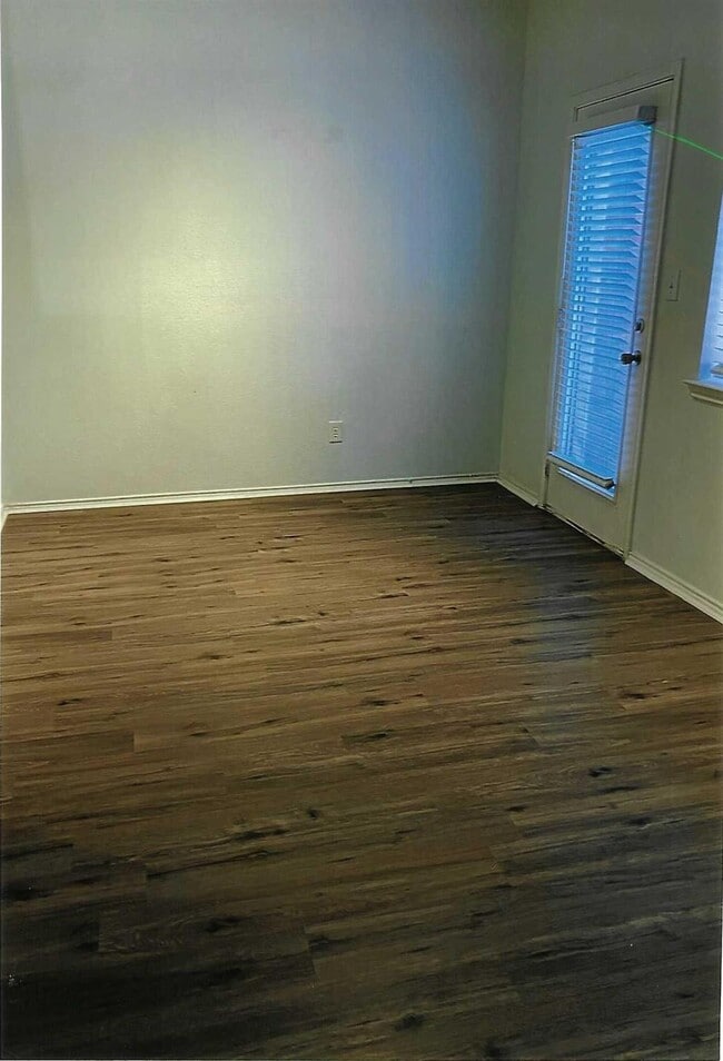 Photo - 8609 Hunters Trace Ln