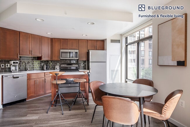 Photo - 3444 Fairfax Dr Unidad FL3-ID675