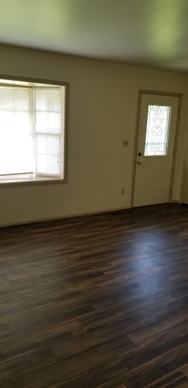 Photo - 3220 Ridgewood Dr