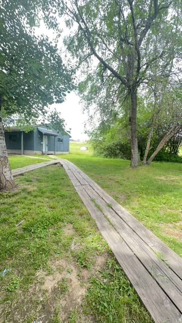 Photo - Country Living within one mile to town