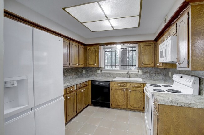 Photo - 1412 Walnut Bend Ln Unit 19