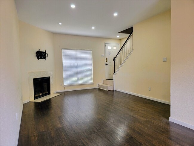 Photo - 1515 Sandy Springs Rd Unit 1903