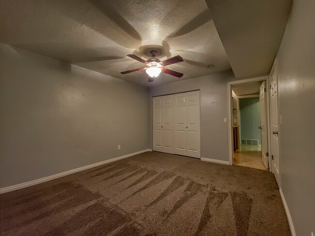 Photo - 5614 Meadow Ln Unit