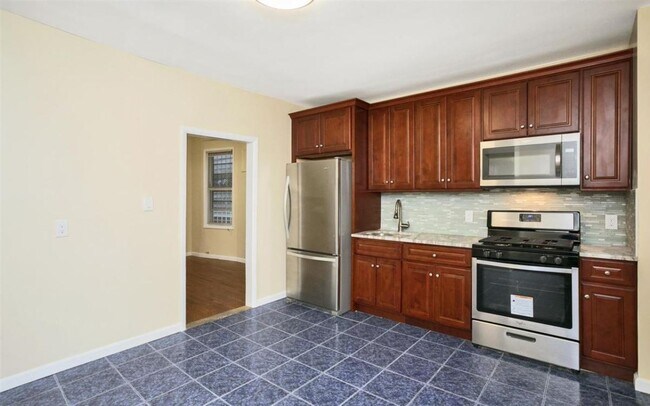 Photo - 213 Nunda Ave