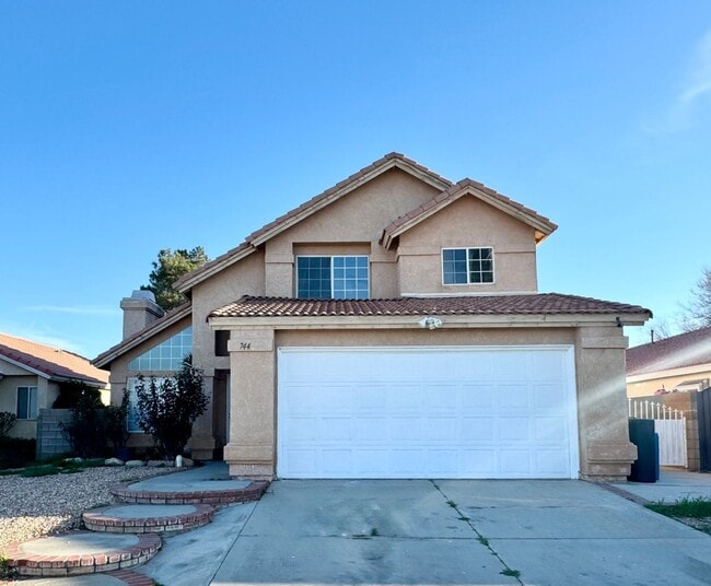 Photo - Beautiful cul-de-sac Home