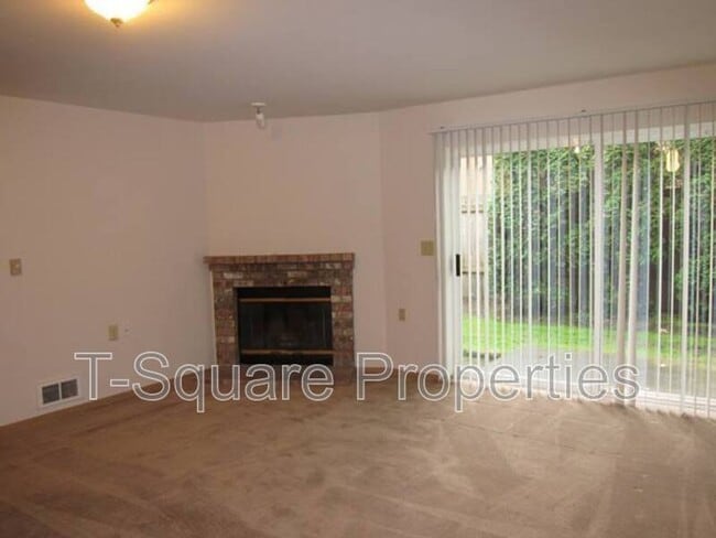 Photo - 7634 230th St SW