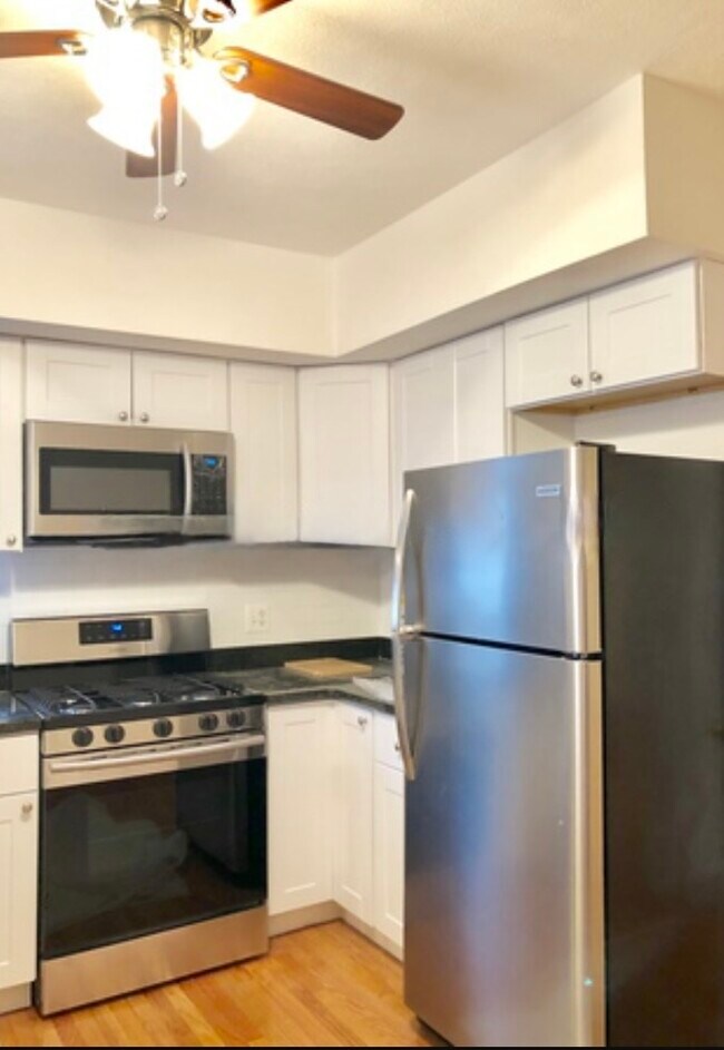 70 5th St Unit 1