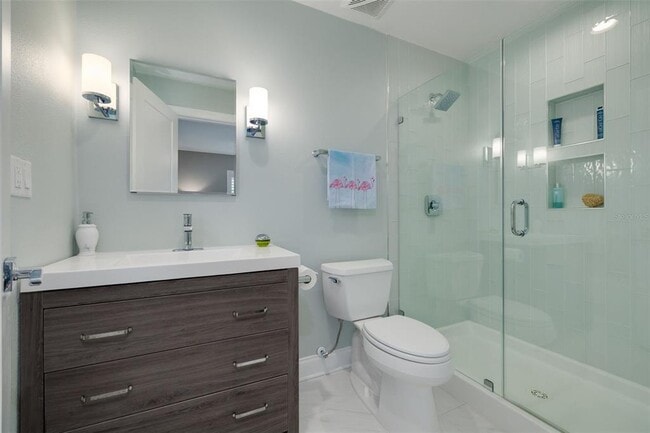 Photo - 1627 Dale Cir S