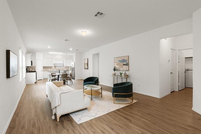 Photo - 258 Majestic Cedar Dr