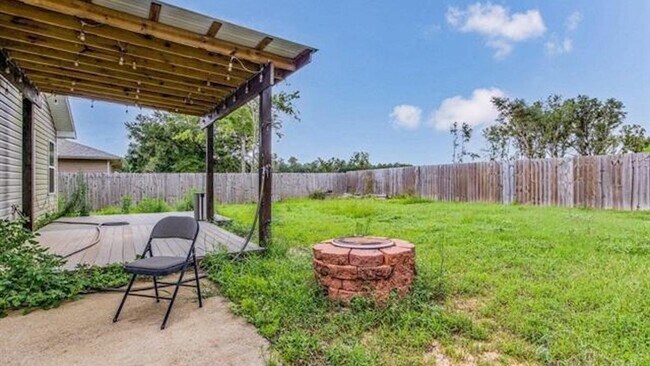 Photo - 5544 Peach Dr