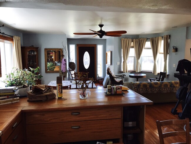 Dining Room - 215 Amherst St