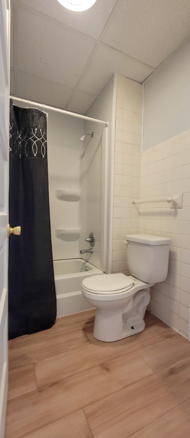 Photo - 43 W North St Unit 2