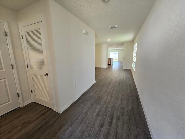 Photo - 35950 Sunflower Hl Dr