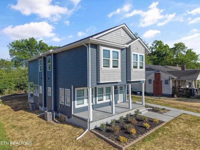 Photo - 2713 Tarleton Ave