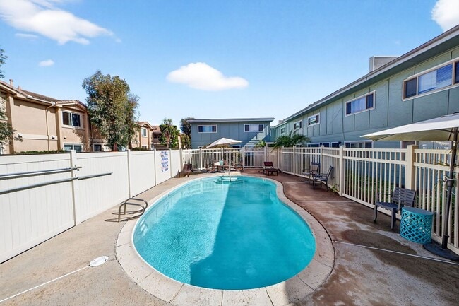 Photo - Spacious 3 Bedroom 1.5 Bath Townhome with Brand New A/C & Appliances