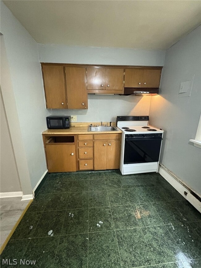 Photo - 3055 Hadley Ave Unit 4