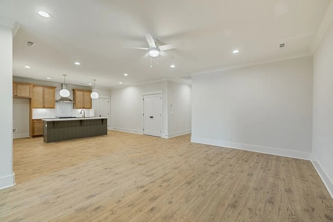 2056 Grace Johns Cir