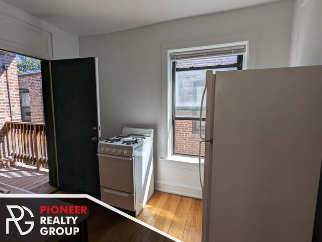Photo - 2651 N Spaulding Ave Unit 3W