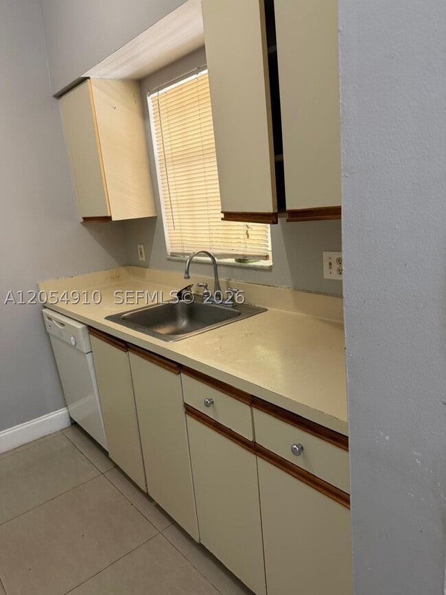 Photo - 621 Cypress Lake Blvd Unit I16