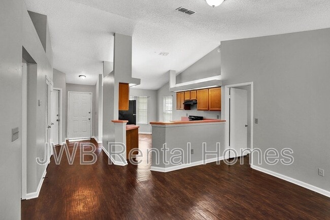 Photo - 11771 High Plains Dr E