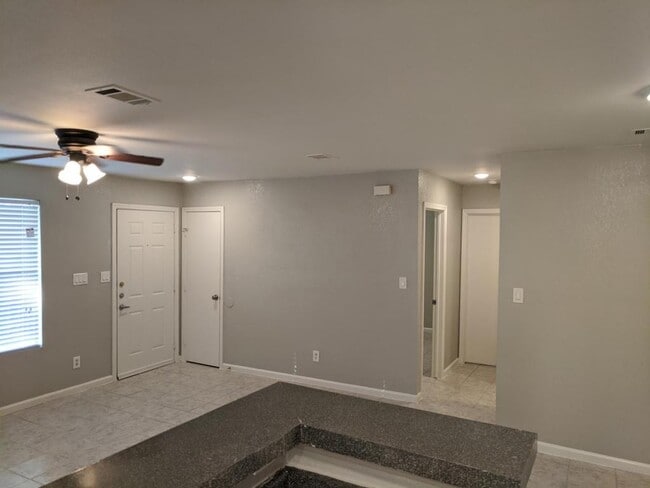 Photo - 5817 Spring Meadow Rd