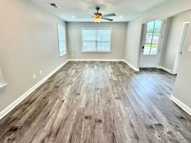 Photo - Now Leasing @ Rasco Farms in Southaven, MS.