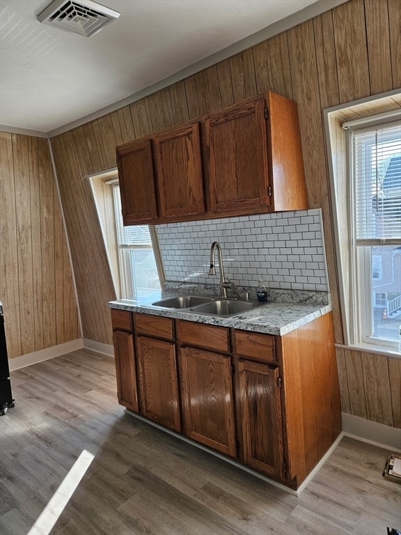 Building Photo - 123 Smith St Unit 3