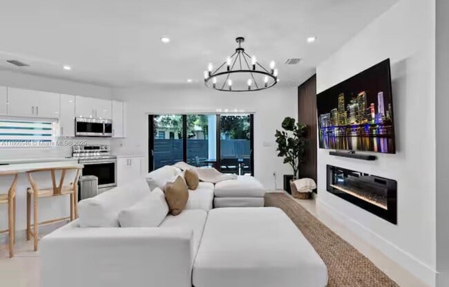 Building Photo - 9958 SW 216th St