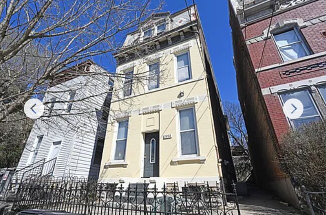 Building Photo - 2232 Flora St Unit 1 Rental