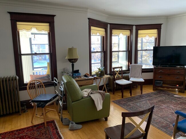 Sala de estar - 2545 Pillsbury Ave S Unidad 2545