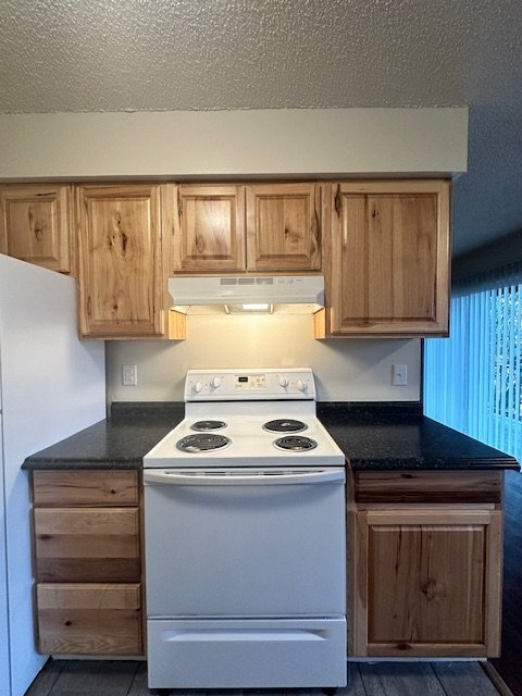 Photo - 2 - Bedroom Apartment, Upstairs, Near Transportation Unidad 28