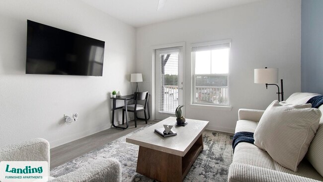 Photo - 12525 Tibbets Ln Unidad 4404