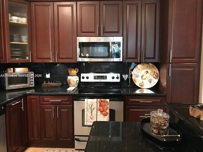 Photo - 1225 NE 11th Ave