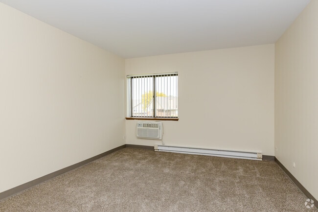 1BR, 1BA - First Bedroom - Idyllwild Apartments