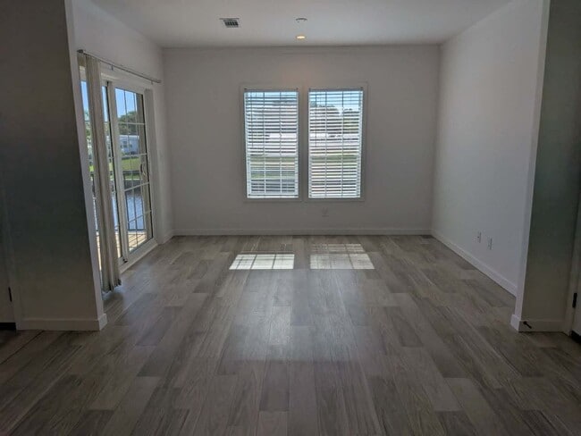 Photo - 5702 Blue Harbor Dr