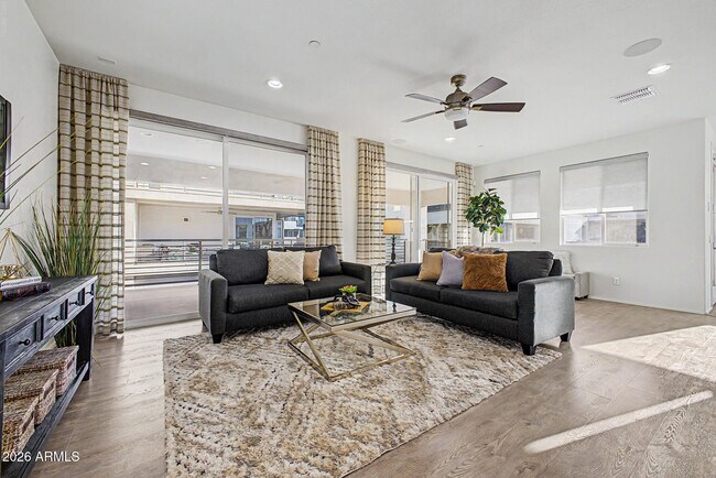 Photo - 1250 Abbey Ln Unit 209