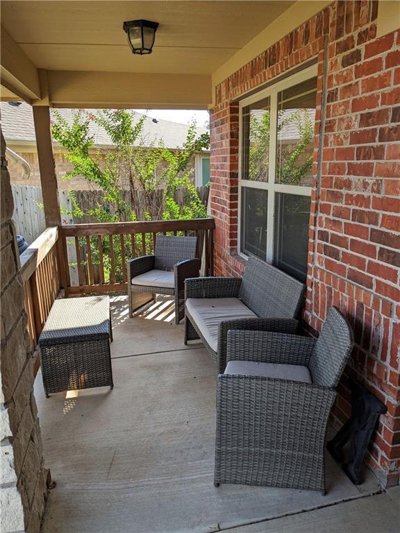 Photo - 2508 Black Oaks Cir