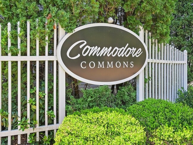 Building Photo - 39 Commodore Commons Ct Unit 39 Rental
