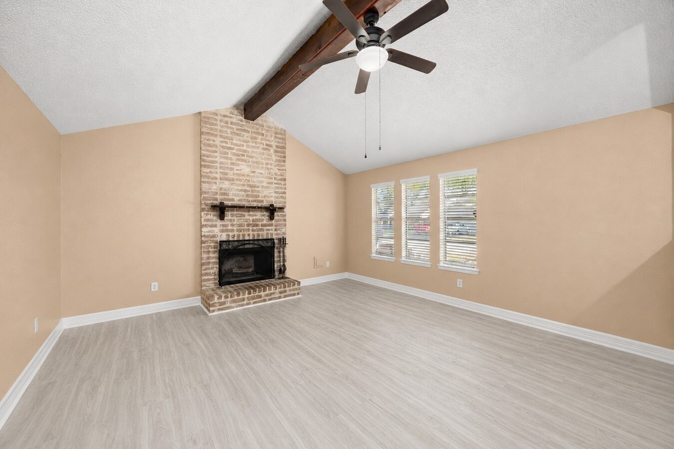 Photo - 1014 Three Forks Dr