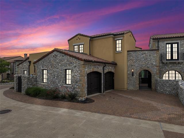 Photo - 8 Comillas Dr House