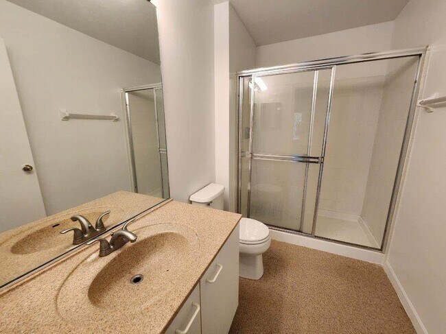 Photo - 4967 SW 32nd Ave