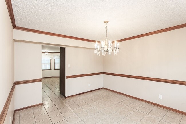 1612 Wasserman Ct
