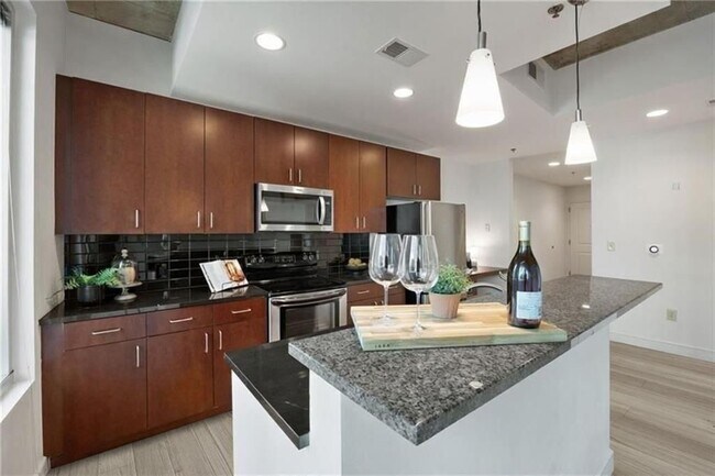 Photo - 44 Peachtree Pl NE Unit 428