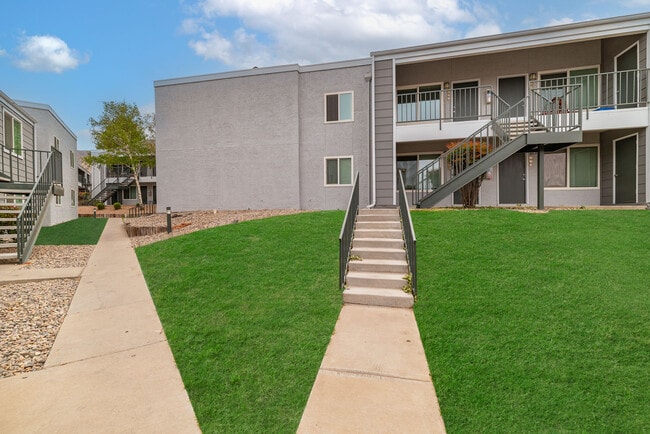 Albuquerque Apartments for Rent NE Heights off Tramway Blvd