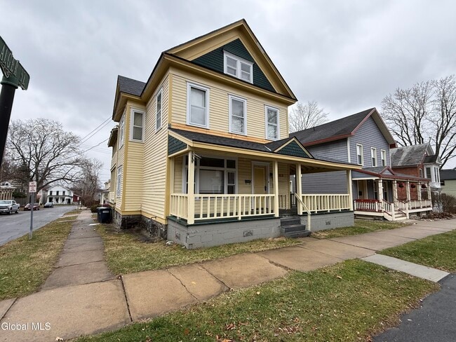 Photo - 38 State St Unit A