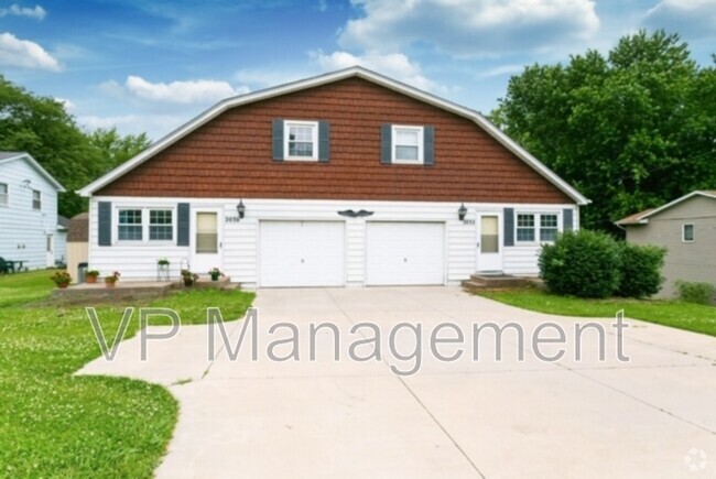 Building Photo - 2032 Devils Glen Rd Rental