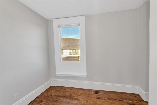 Photo - 419 Poplar St Unidad 1